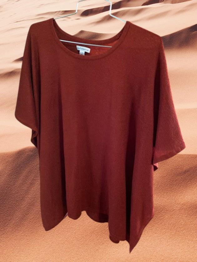Look effortlessly chic and confident wherever the day takes you in this Croft & Barrow tunic top
