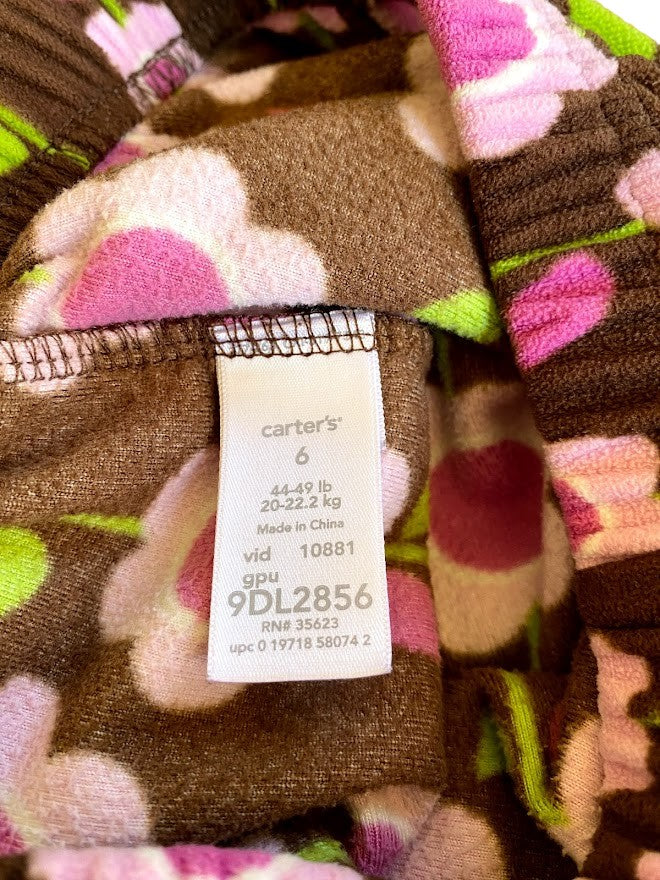Get ready to drift off to dreamland in absolute comfort with Carter's pajama bottoms