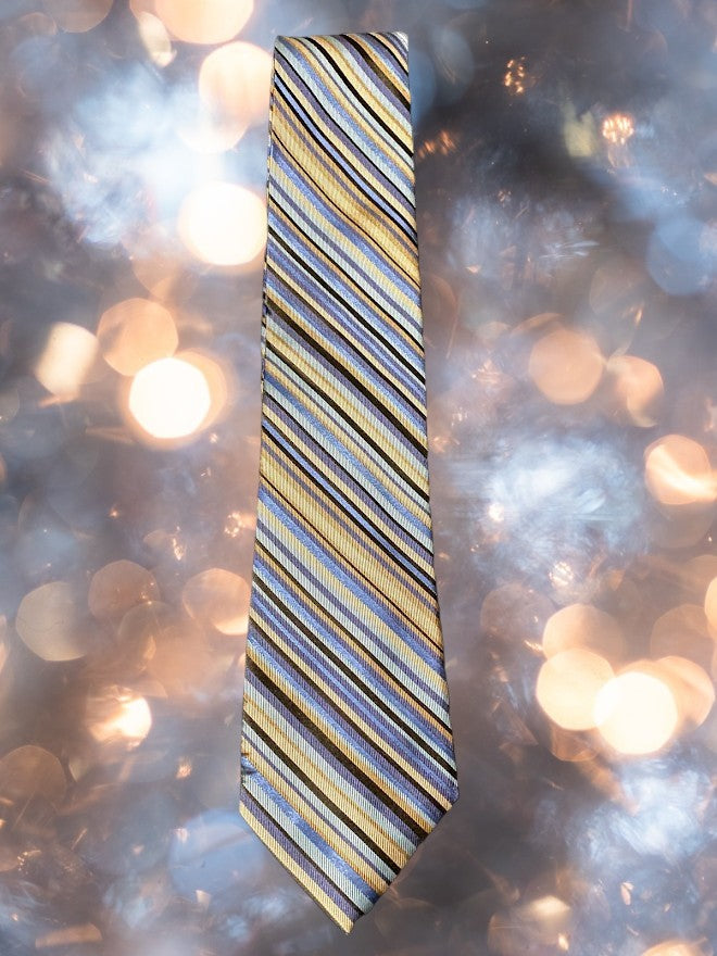 Unlock your professional image with this handmade Croft & Barrow luxurious silk tie