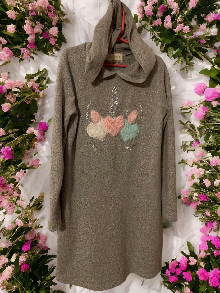 The Btween unicorn sequin hoodie is a fantastic choice for those girls looking for comfortable and stylish sleepwear