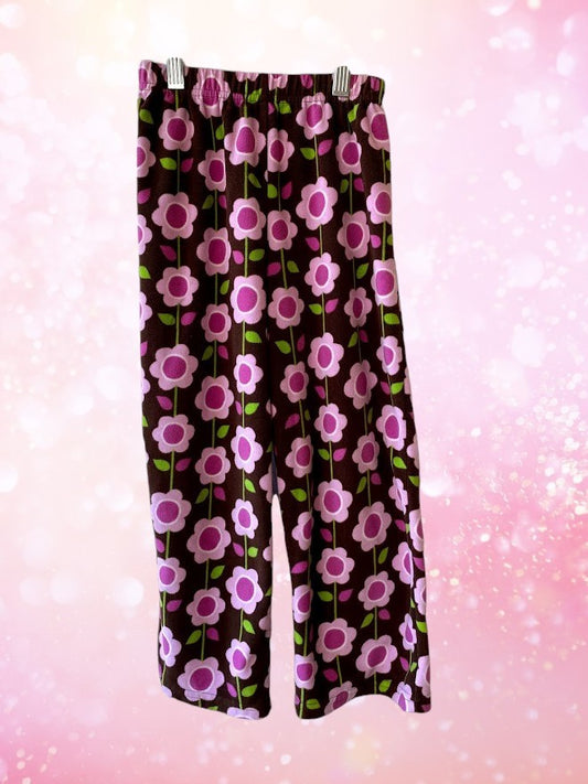 Get ready to drift off to dreamland in absolute comfort with Carter's pajama bottoms